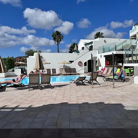 卡奈玛别墅公寓 *